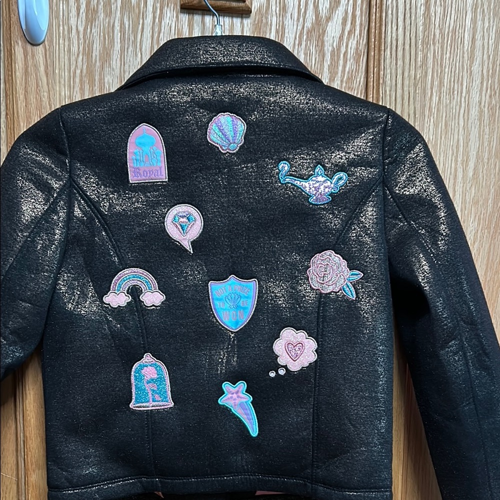 Girls Disney Princess jacket. Copper and Bkack metallic

[22]